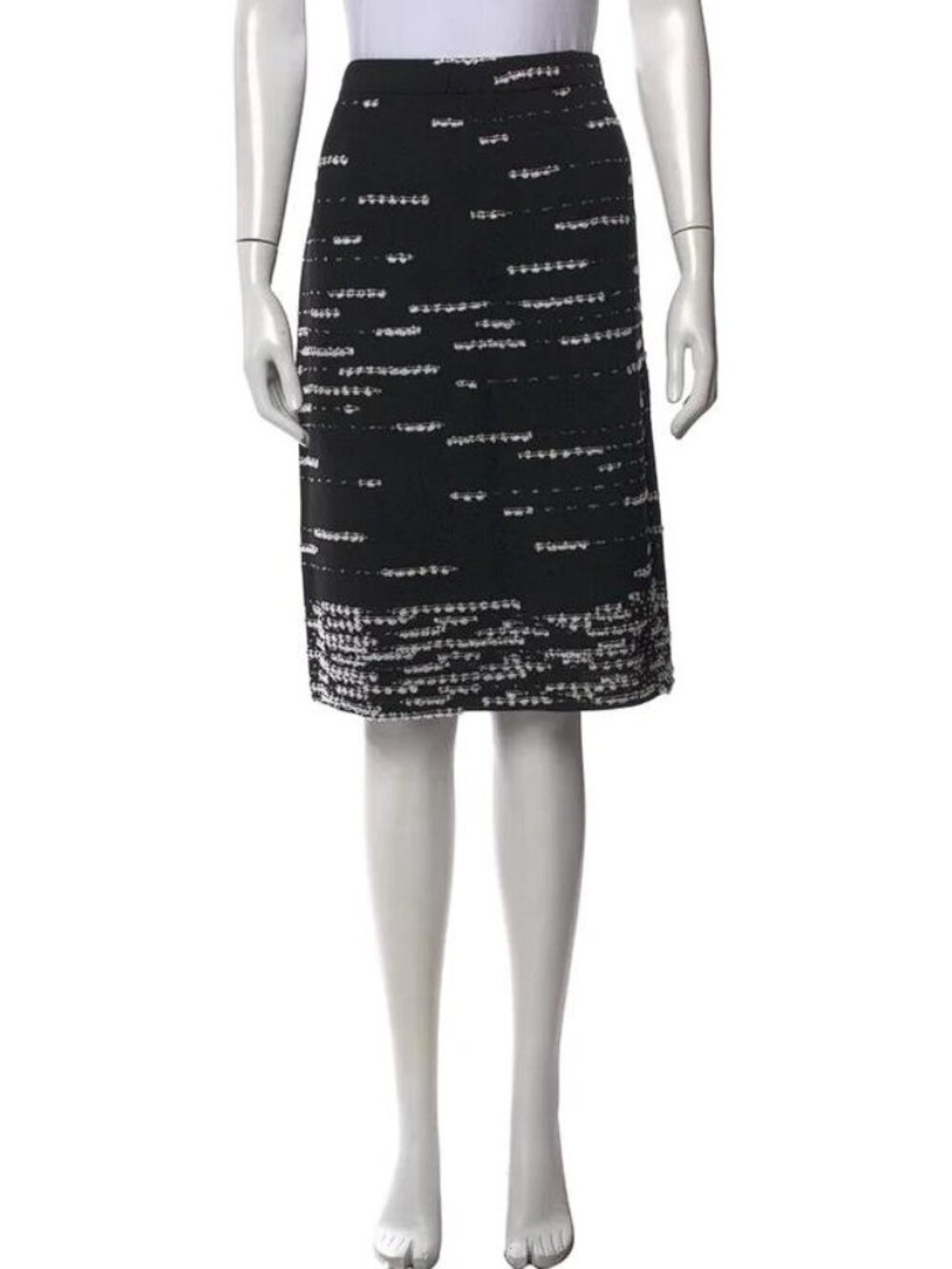ST. JOHN Women's Textured Knit Tweed Boucle Skirt Size 6 in Black/White